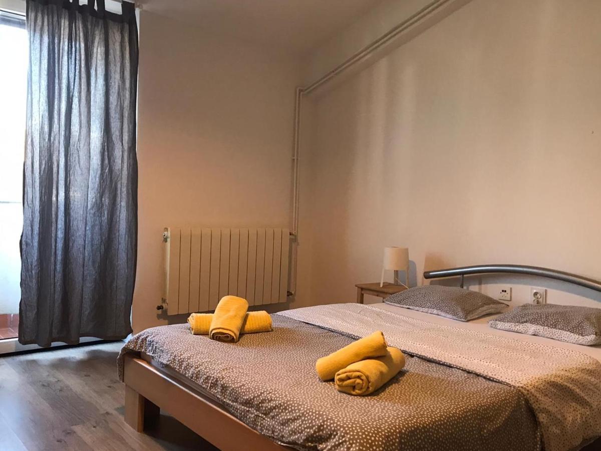 Apartmani Vacanza ซาเกร็บ ภายนอก รูปภาพ