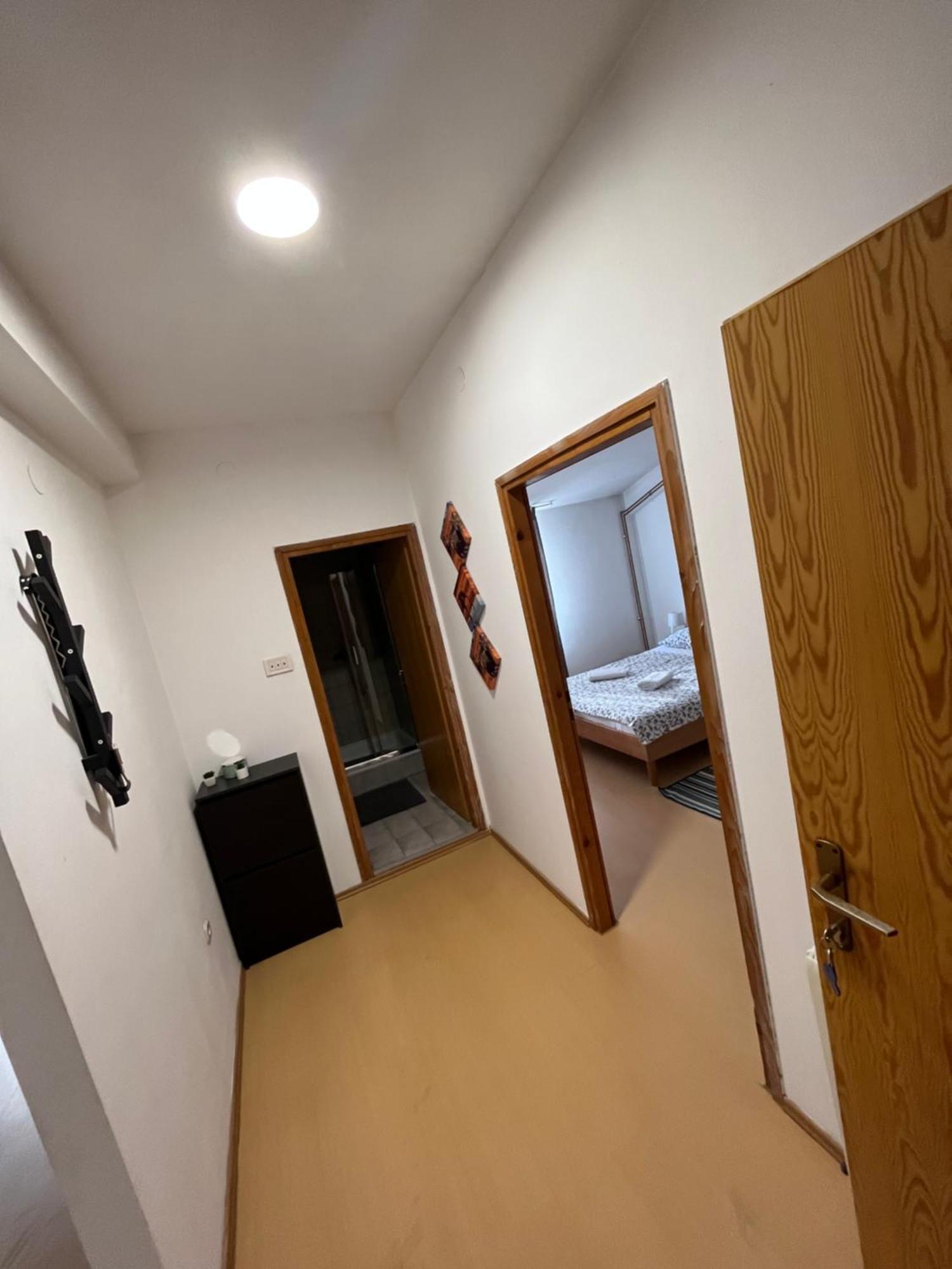 Apartmani Vacanza ซาเกร็บ ภายนอก รูปภาพ