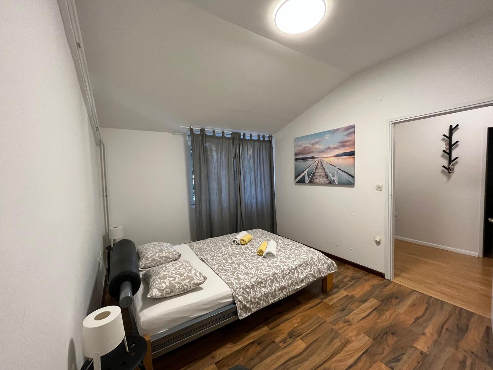 Apartmani Vacanza ซาเกร็บ ภายนอก รูปภาพ