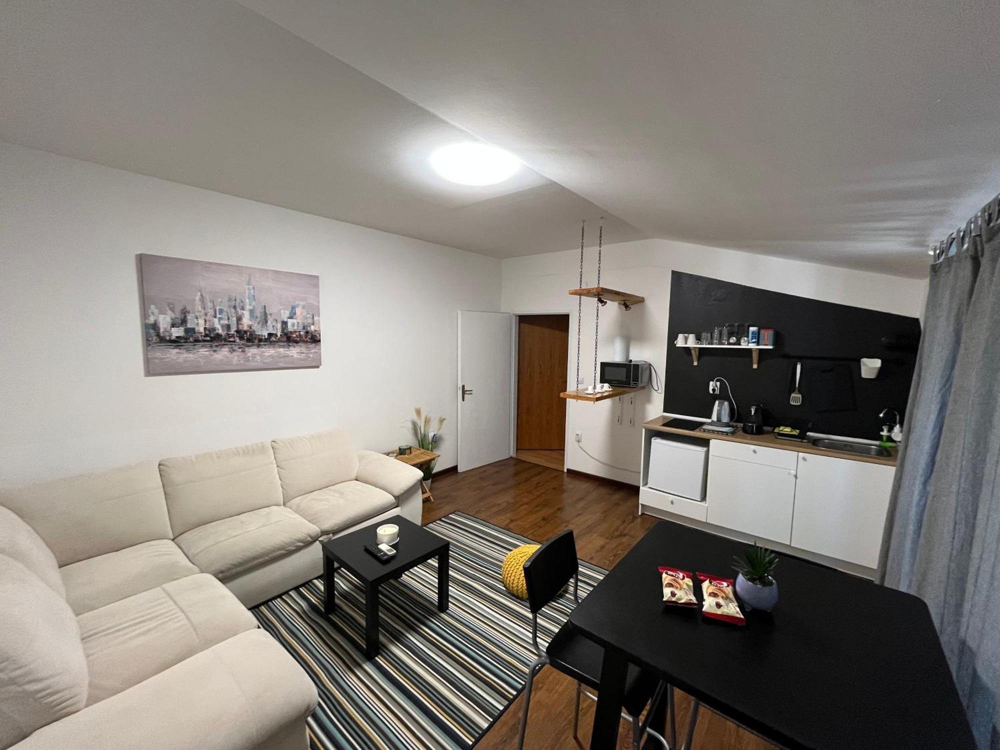 Apartmani Vacanza ซาเกร็บ ภายนอก รูปภาพ
