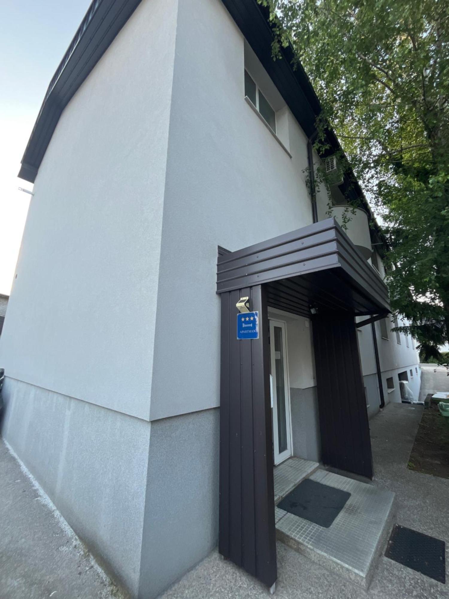 Apartmani Vacanza ซาเกร็บ ภายนอก รูปภาพ