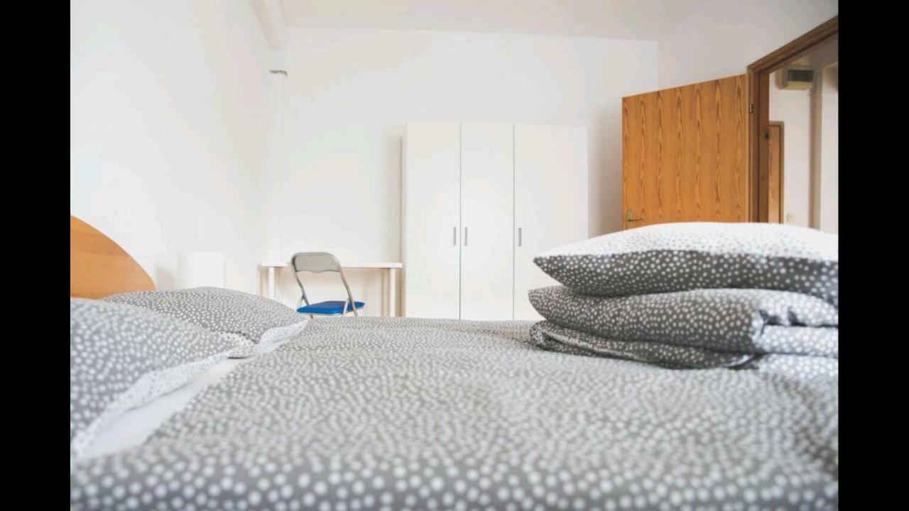 Apartmani Vacanza ซาเกร็บ ภายนอก รูปภาพ